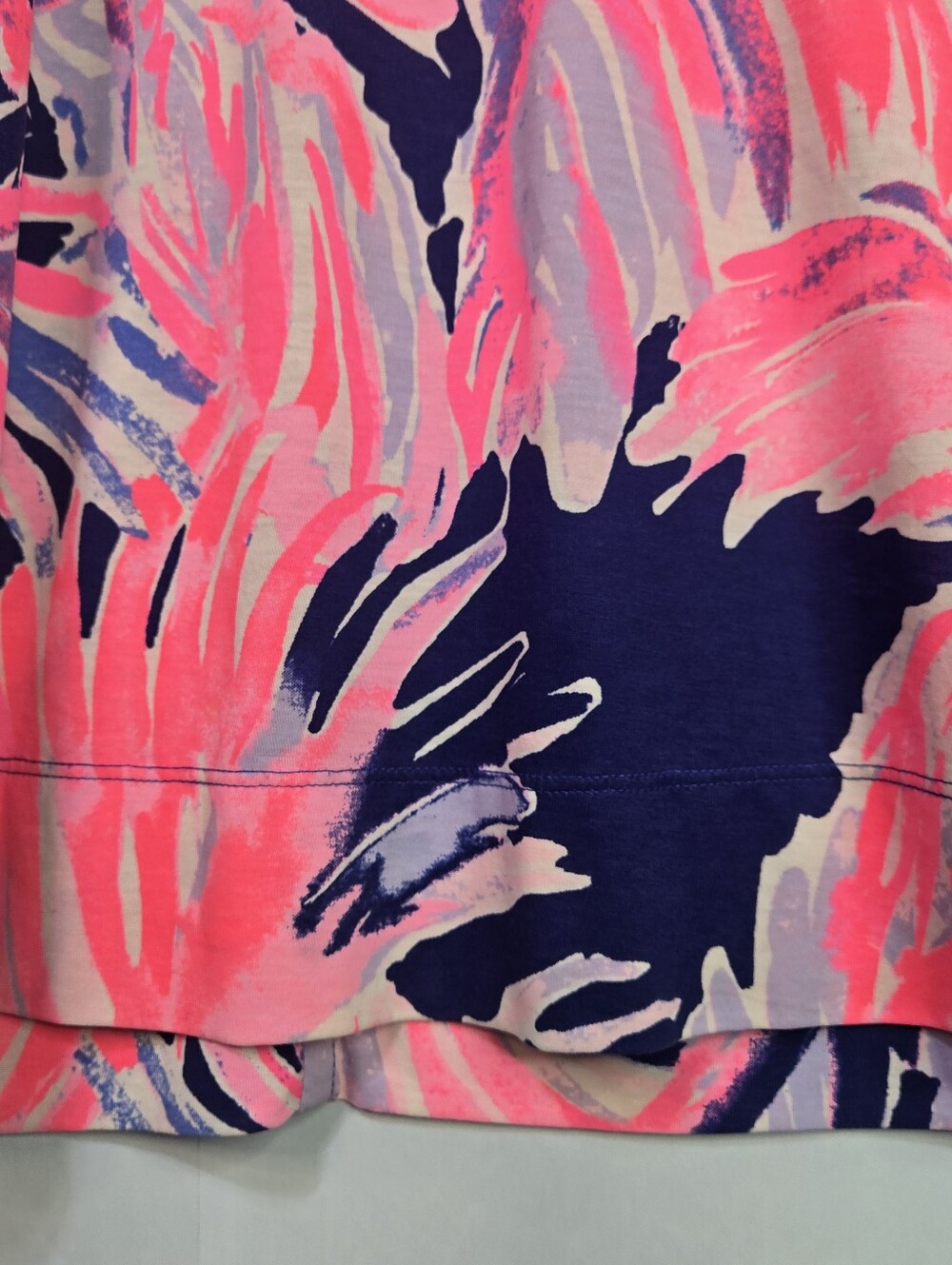 Lilly Pulitzer Sz XS Colorful, Coastal Scoop Neck Dress, Gold Button Details - Picture 6 of 11